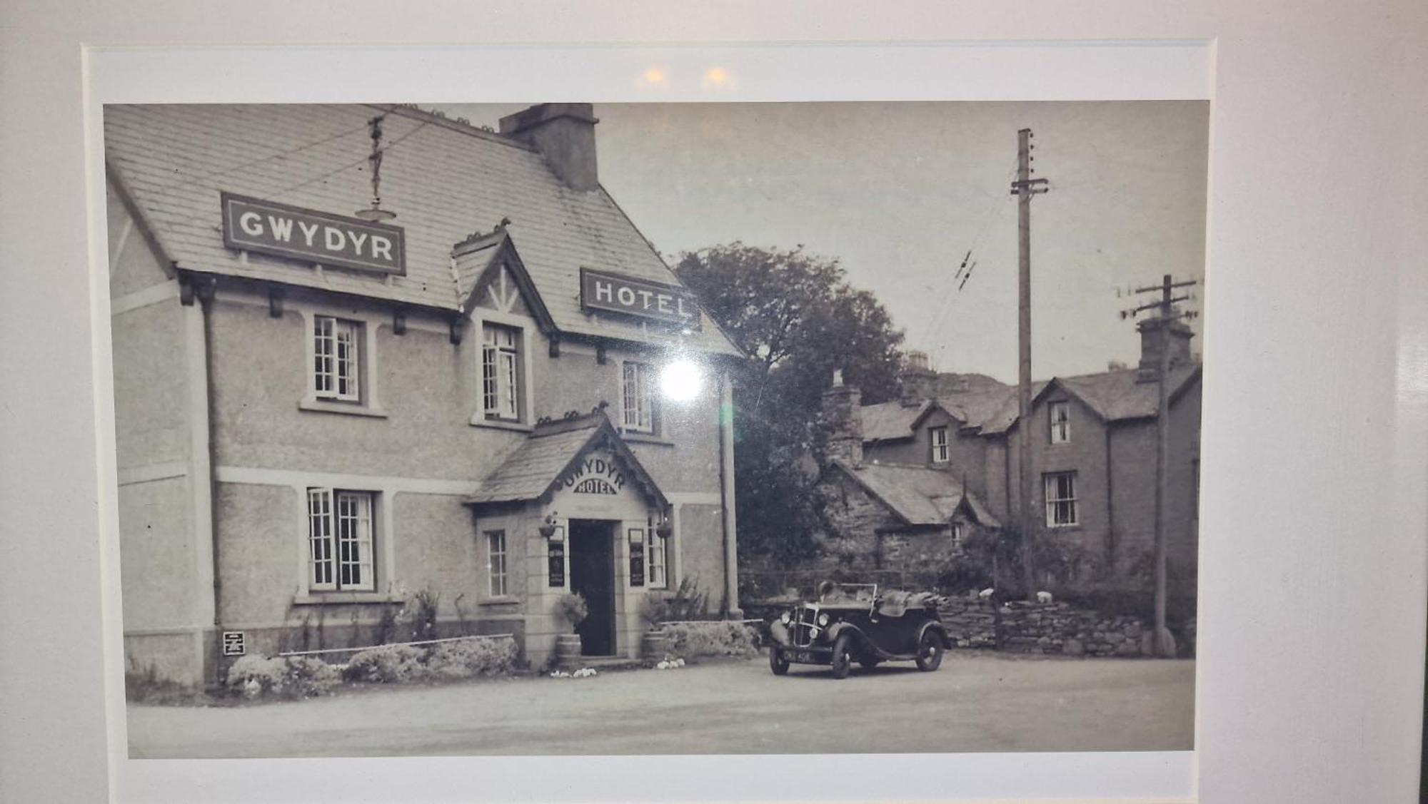 Y Gwydyr Hotel - Dolwyddelan المظهر الخارجي الصورة